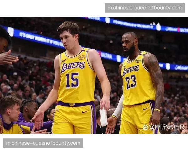 湖人转换防守质量有所提升 有效遏制鹈鹕快攻得分